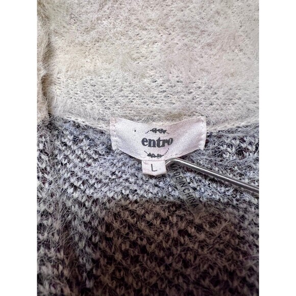 ENTRO Animal Print Fuzzy 1/4 Zip Up Sweater Size L (Bx 18) - Picture 8 of 9